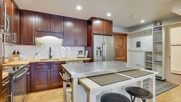 Apartment (1 Bedroom) | Interior