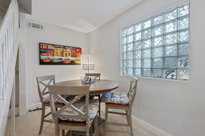 Maison (4 Bedrooms) | Intérieur