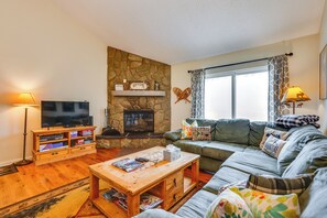 Interior - Family-friendly Fraser Condo w/ Heated Pool Access (Fraser)