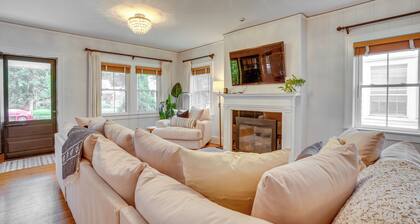 Charming Louisville Retreat w/ Patio & Fireplace!