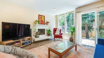 Căn hộ (2 Bedrooms) | Mặt tiền nơi lưu trú