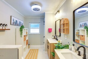 House (4 Bedrooms) | Interior - Vero Beach Vacation Rental: Pool & Putting Green! (Vero Beach)