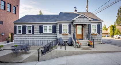 Retro-style Home in Ruston: Walkable Location!