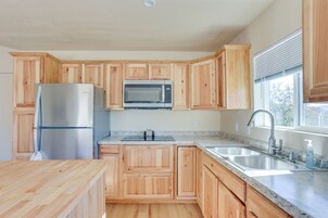 House (1 Bedroom) | Interior