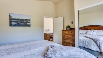 House (1 Bedroom) | Interior