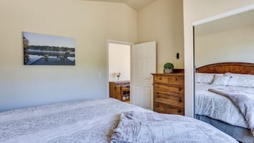 House (1 Bedroom) | Interior