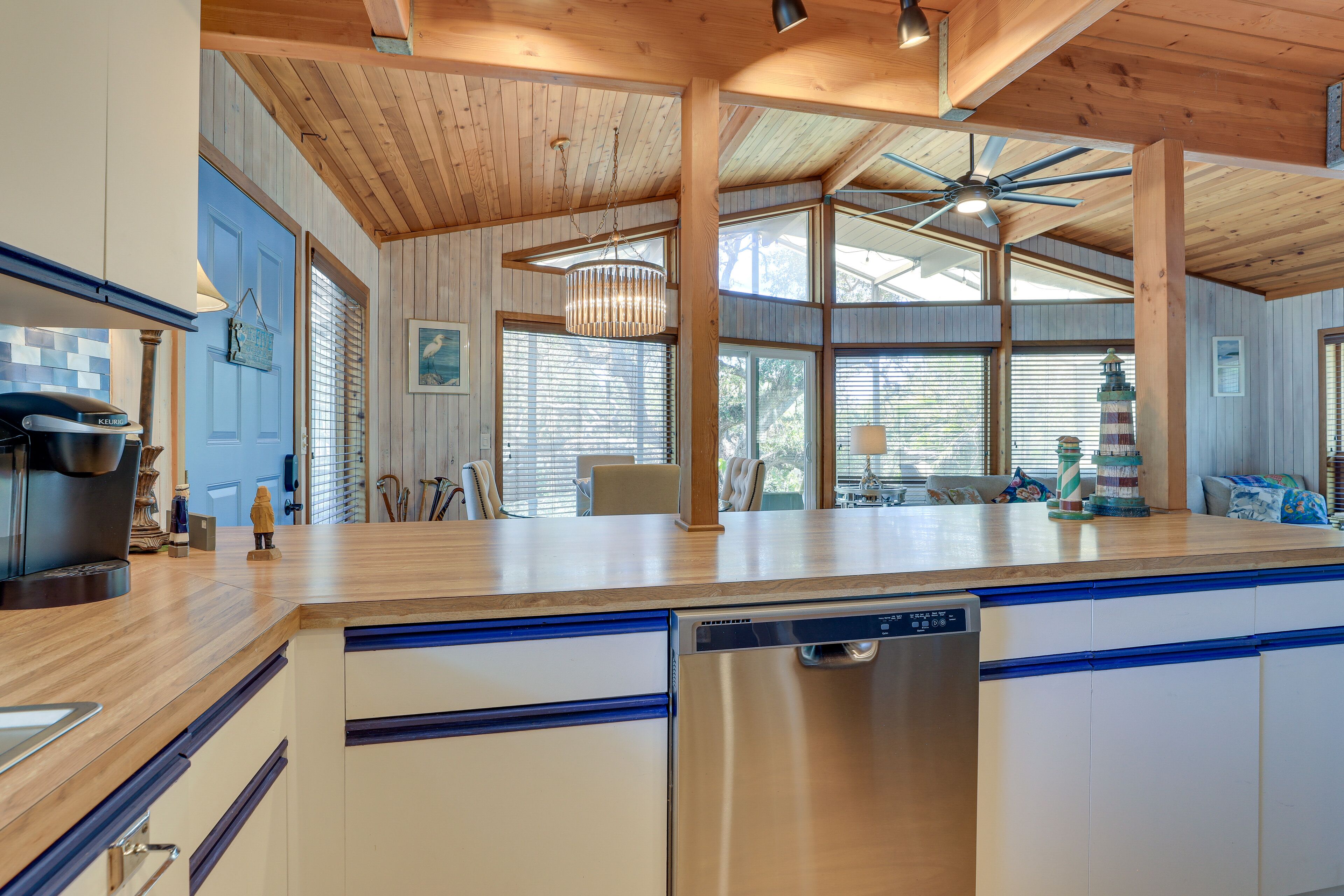 Nhà (2 Bedrooms) | Bếp riêng