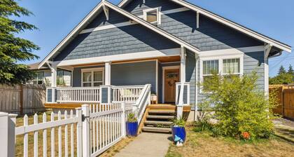 Cheery Tacoma Vacation Rental: 7 Mi to Owen Beach!