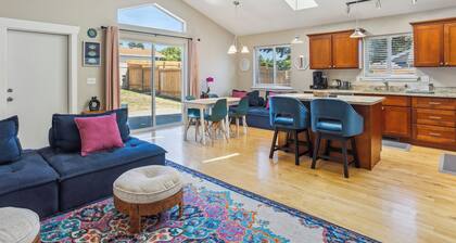 Cheery Tacoma Vacation Rental: 7 Mi to Owen Beach!