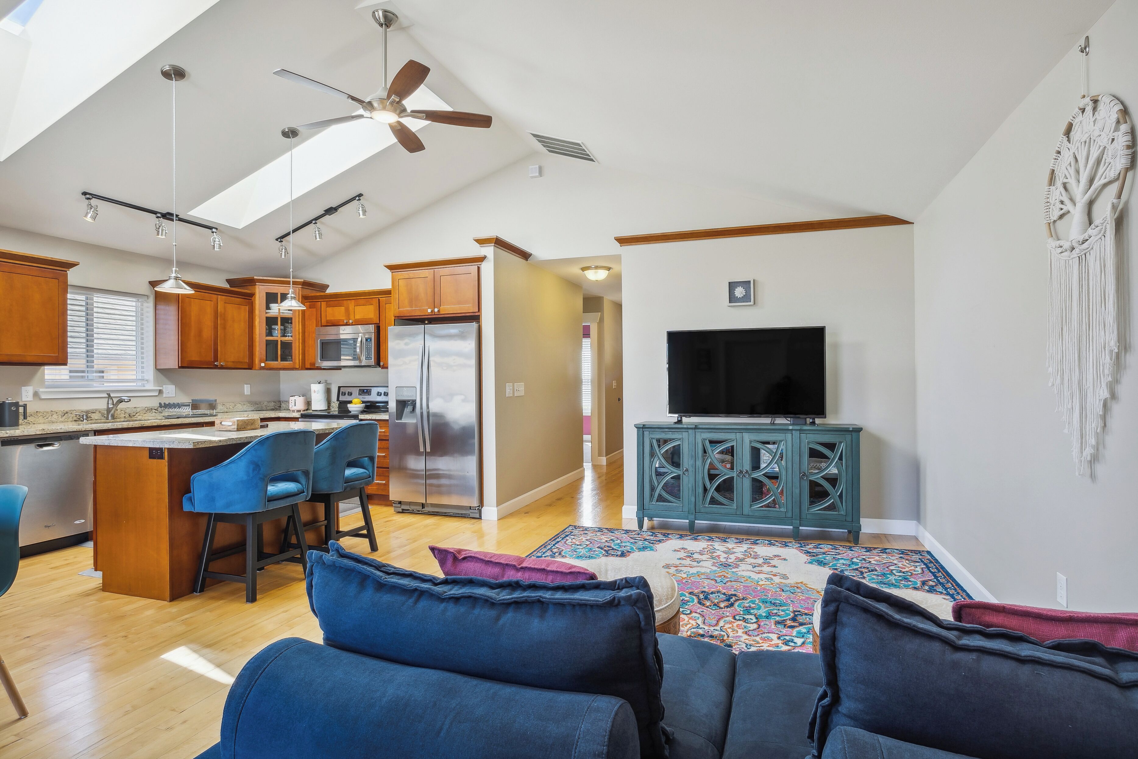 House (2 Bedrooms) | Interior