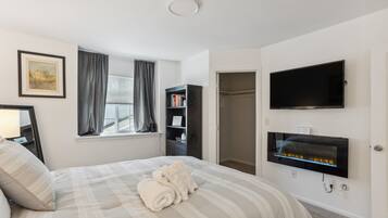 Apartment (2 Bedrooms) | 2 bedrooms, laptop workspace, iron/ironing board, free cribs/infant beds