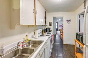 Apartment (1 Bedroom) | Interior