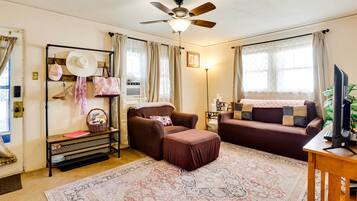 Apartment (1 Bedroom) | Interior