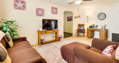 Cottage w/ Furnished Deck: 1 Mi to Dtwn Craig!