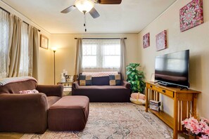 Apartment (1 Bedroom) | Interior