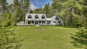 Exterior - Mendon Home w/ Hot Tub, Fire Pit & Near Skiing! (Rutland)