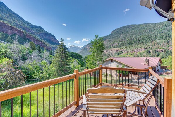 House (3 Bedrooms) | Interior - Magnificent Ouray Home w/ Deck & Mountain Views! (Ouray)