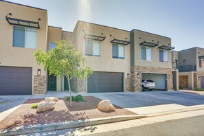 Apartment (4 Bedrooms) | Exterior