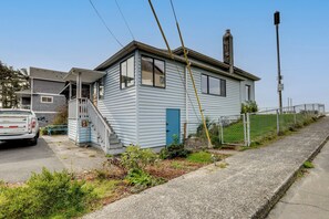 平房 (3 Bedrooms) | 住宿內部