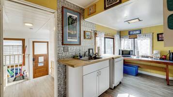 Cottage (3 Bedrooms) | Interior