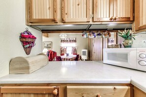 House (3 Bedrooms) | Interior - Cozy Cabin w/ Deck < 1 Mi to Midtown Ruidoso! (Ruidoso)