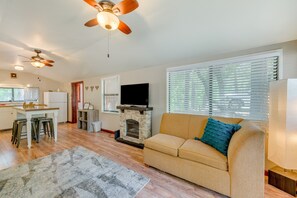 House (1 Bedroom) | Living area | TV - Inn of the Mountain Goats Ruidoso Cabin w/ Deck! (Ruidoso)