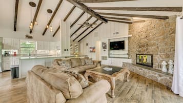 Rumah (4 Bedrooms) | Interior