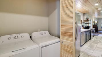 Casa (2 Bedrooms) | Parte interna