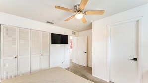 單棟房屋 (3 Bedrooms) | 內部