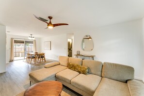 Interior - Nokomis Home w/ Screened Pool, 3 Mi to Beaches! (Nokomis)