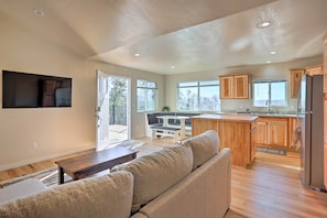 House (1 Bedroom) | Interior