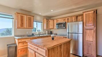 House (1 Bedroom) | Interior