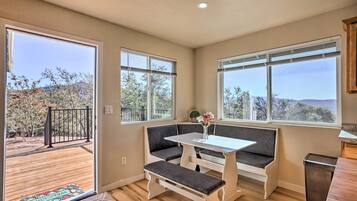 House (1 Bedroom) | Interior