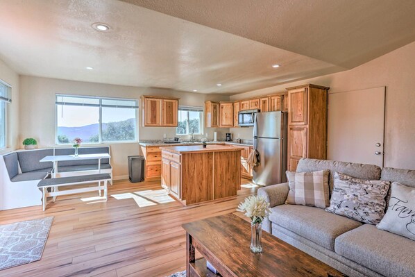 House (1 Bedroom) | Interior