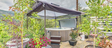 House (3 Bedrooms) | Front of property