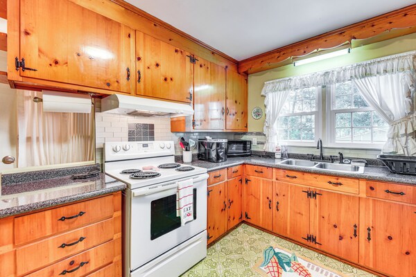 Peaceful Camden Vacation Rental ~ 3 Mi To Town! - Camden, SC