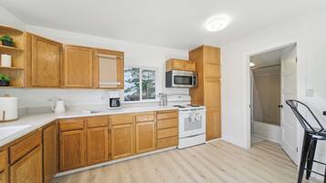 Cottage (1 Bedroom) | Interior