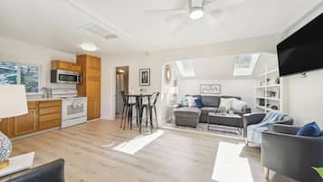 Cottage (1 Bedroom) | Interior