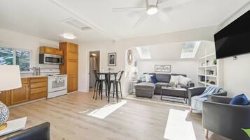 Cottage (1 Bedroom) | Interior