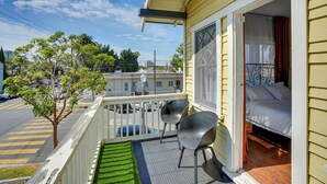 Apartment (2 Bedrooms) | Interior - 1 Mi to Dtwn! Bright Long Beach Apartment (Long Beach)