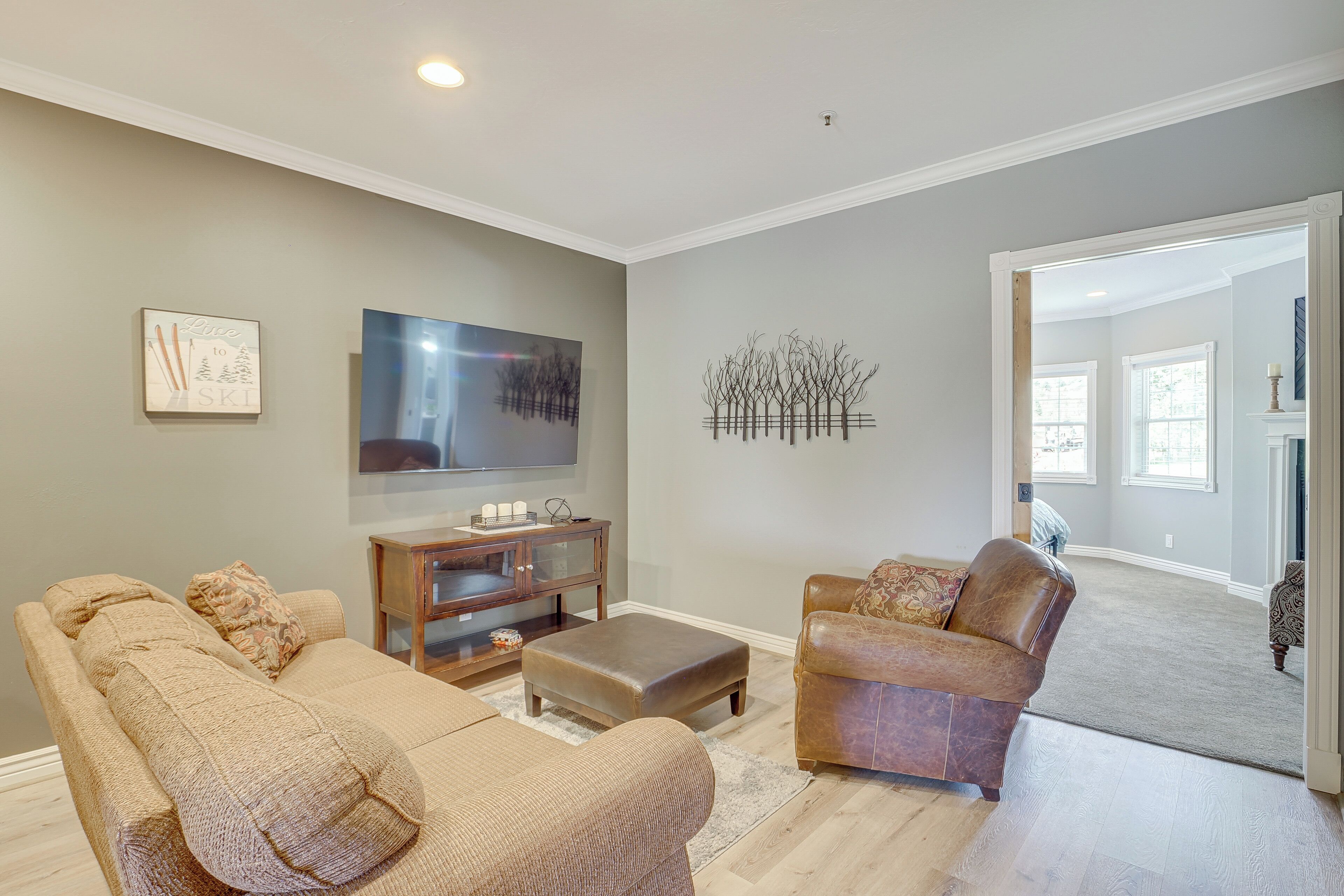 Apartment (2 Bedrooms) | Front of property