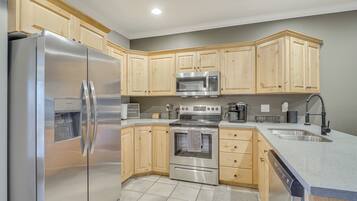 Apartment (2 Bedrooms) | Bahagian dalam