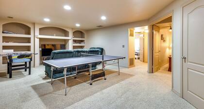 Colorado Springs Townhome w/ Game Room & Grill!