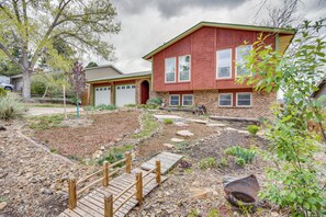 House (3 Bedrooms) | Front of property - Colorado Springs Home w/ Patio & Ping Pong Table! (Colorado Springs)