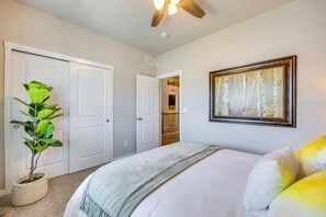 House (5 Bedrooms) | Interior