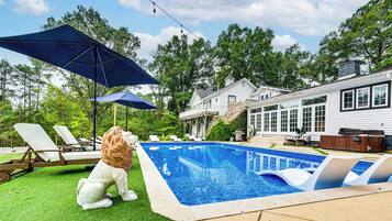 House (4 Bedrooms) | Pool | Outdoor pool