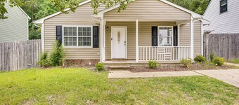 Cozy Vacation Rental ~ 2 Mi to Downtown Durham!