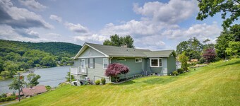 New Fairfield Vacation Rental w/ Lake Views!