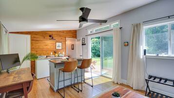 Apartment (0 Bedroom) | Interior