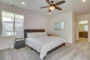 Apartment (2 Bedrooms) | 2 bedrooms, laptop workspace, iron/ironing board, free cots/infant beds - South Jordan Vacation Rental ~ 17 Mi to Slc! (South Jordan)